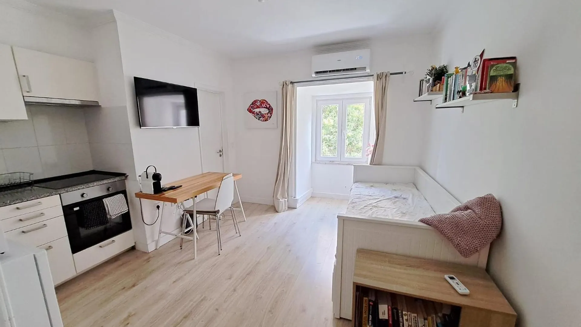 Light And Comfortable Flat In The Center location